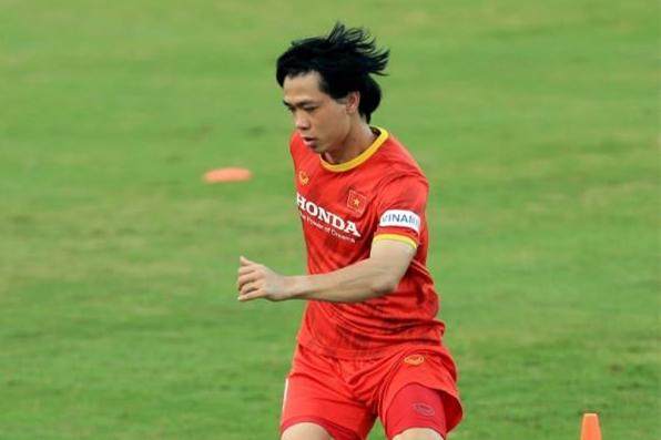 世界杯比赛直播软件下载-越南队出战国足阿曼27人名单：阮公凤正式入选