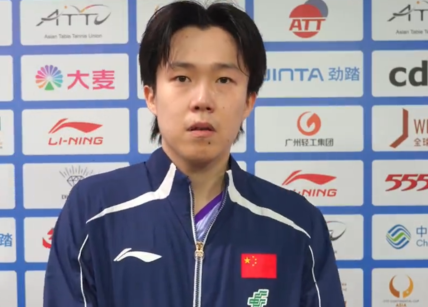 世界杯官方手机客户端安装-王楚钦横扫阿卜杜勒瓦哈卜采访：第二局找状态失误，小组赛满意！